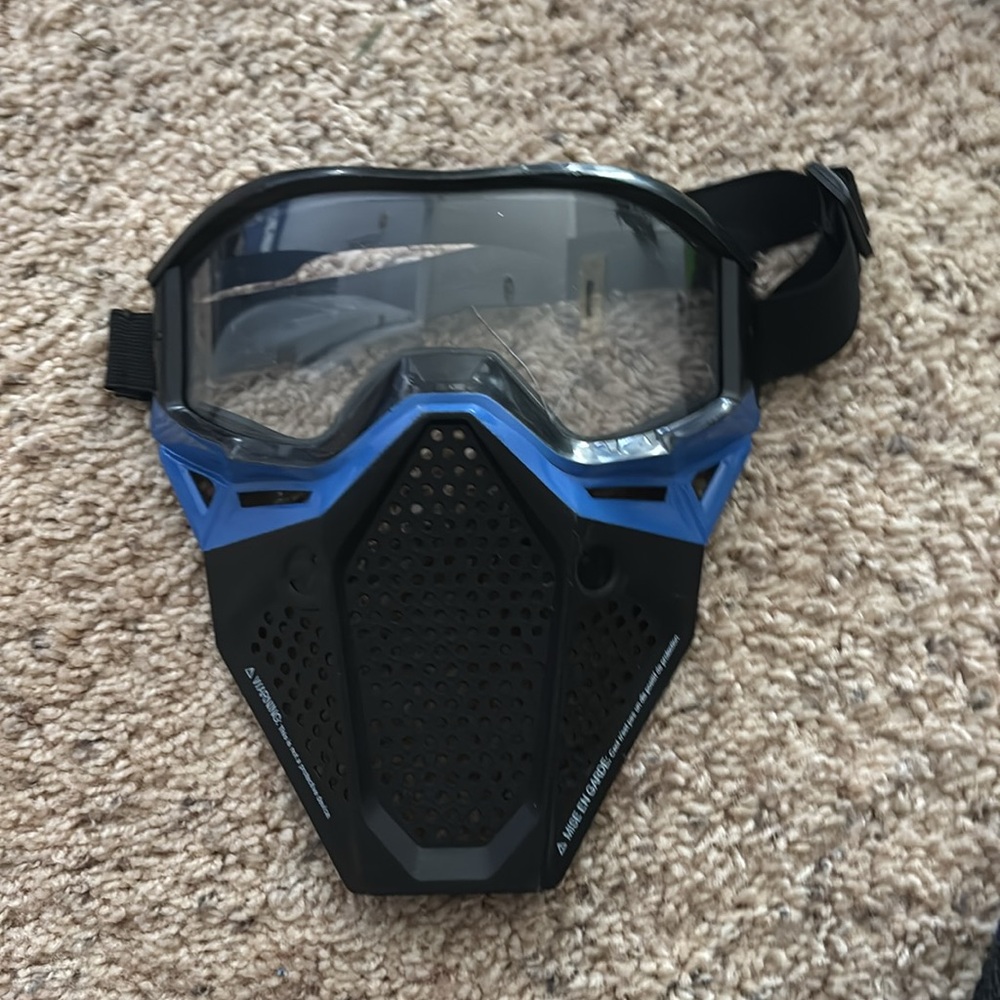 NERF Bundle Elite Gun Outbreaker Bow Mask Wristband Jacket Adventure Force Guns - Picture 5 of 10